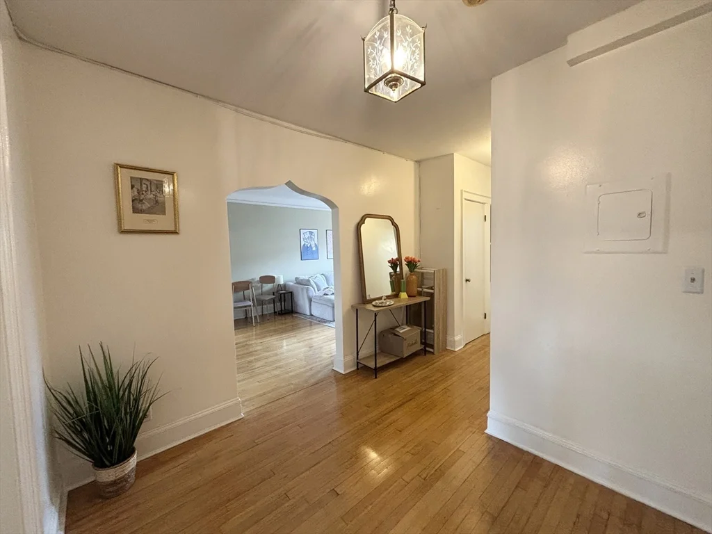2 bed, 1 bath apartment for rent at 145 Englewood Ave Unit 42, Brighton — photo 4 of 16