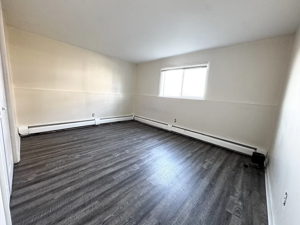 2 bed, 1 bath apartment for rent at 145 Essex Ave Unit 407, Gloucester — photo 7 of 21