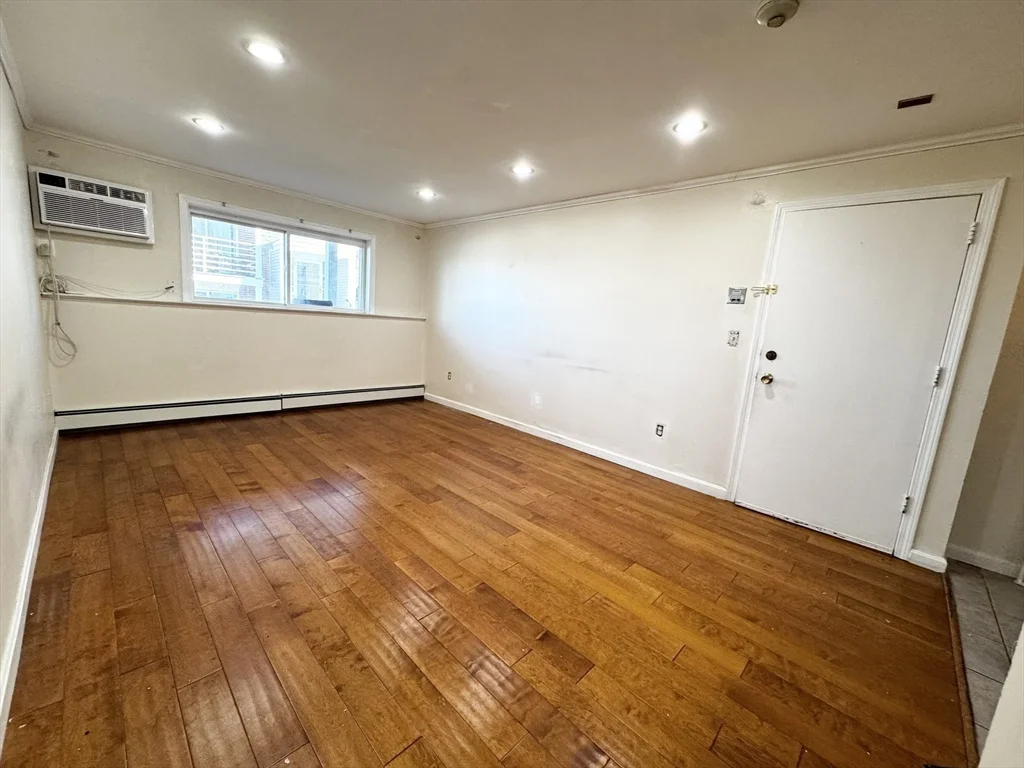 2 bed, 1 bath apartment for rent at 145 Essex Ave Unit 407, Gloucester — photo 3 of 21