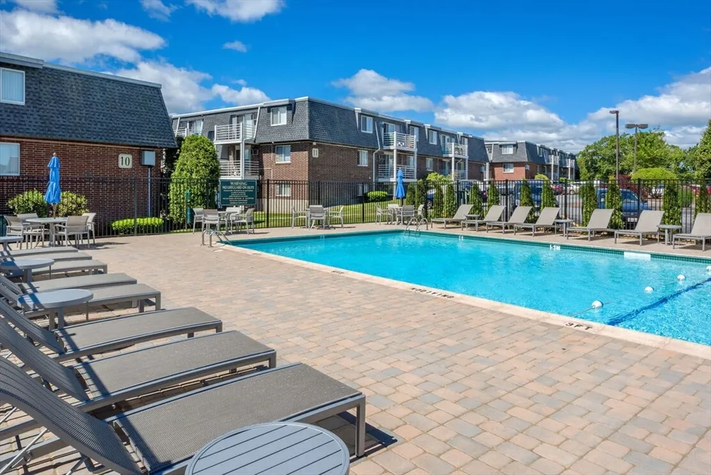 1 bed, 1 bath apartment for rent at 145 Essex Ave Unit 622, Stage Fort Park — photo 21 of 26