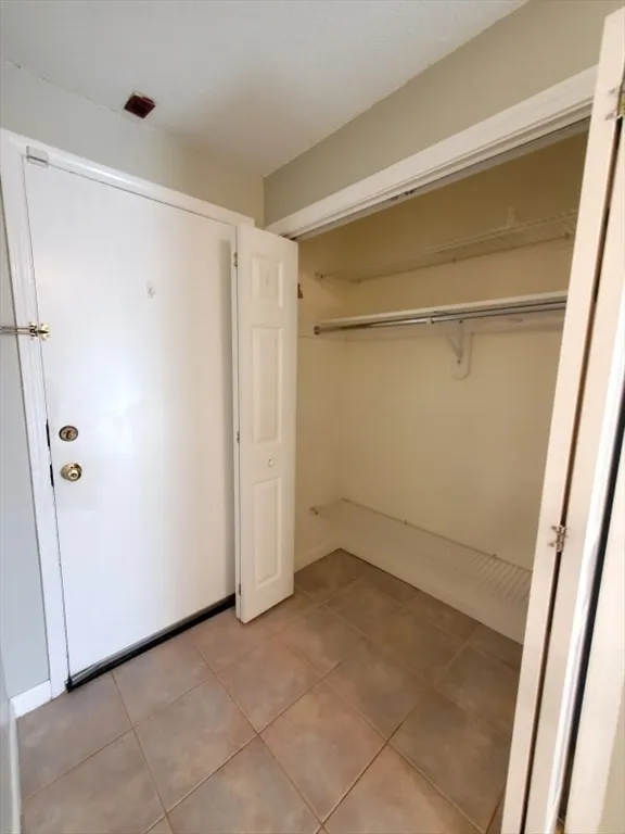 1 bed, 1 bath apartment for rent at 145 Essex Ave Unit 622, Stage Fort Park — photo 5 of 26