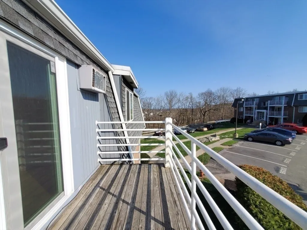 1 bed, 1 bath apartment for rent at 145 Essex Ave Unit 622, Stage Fort Park — photo 7 of 26