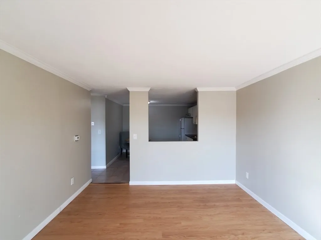 1 bed, 1 bath apartment for rent at 145 Essex Ave Unit 622, Stage Fort Park — photo 4 of 26