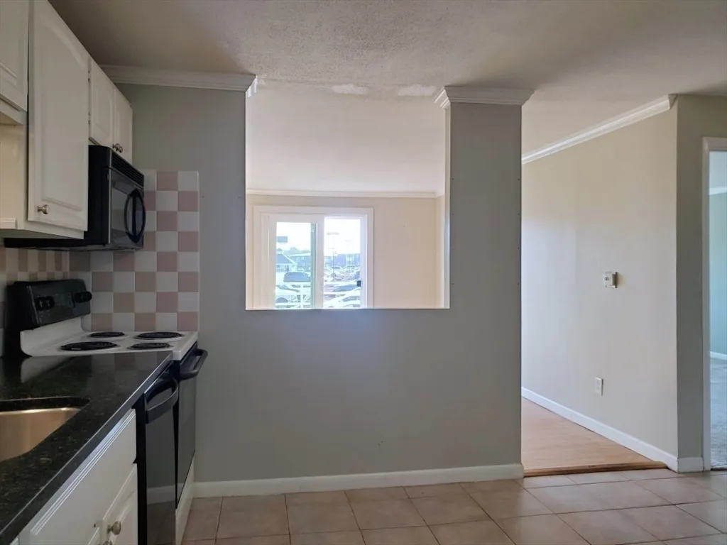 1 bed, 1 bath apartment for rent at 145 Essex Ave Unit 622, Stage Fort Park — photo 10 of 26