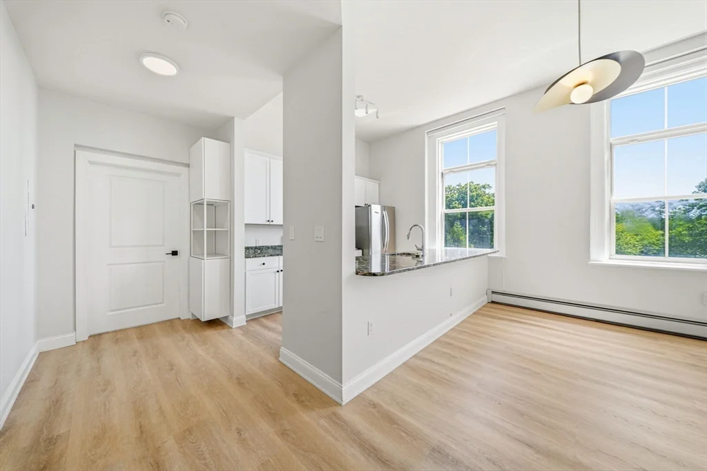 2 bed, 2 bath apartment for rent at 145 Glenwood St Unit 304, West End — photo 13 of 40