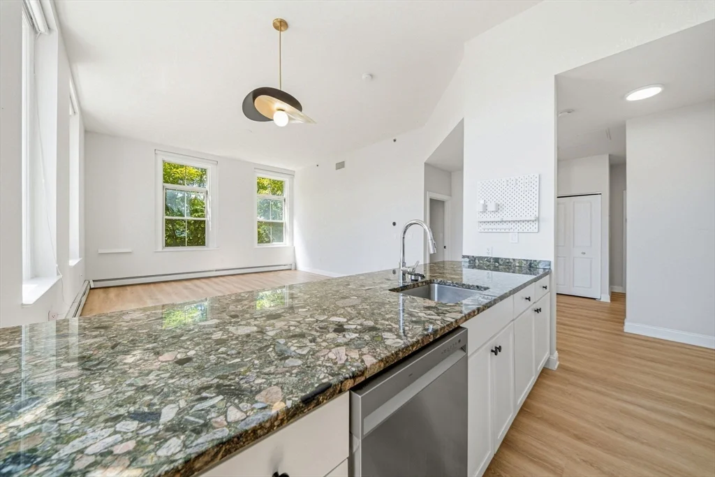 2 bed, 2 bath apartment for rent at 145 Glenwood St Unit 304, West End — photo 18 of 40