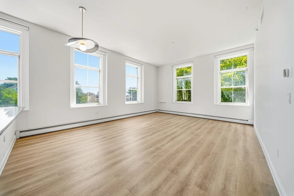 2 bed, 2 bath apartment for rent at 145 Glenwood St Unit 304, West End — photo 6 of 40
