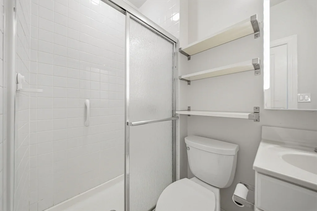 2 bed, 2 bath apartment for rent at 145 Glenwood St Unit 304, West End — photo 26 of 40