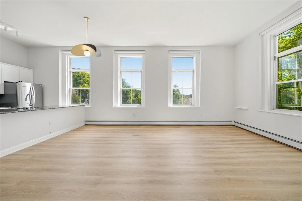 2 bed, 2 bath apartment for rent at 145 Glenwood St Unit 304, West End — photo 7 of 40