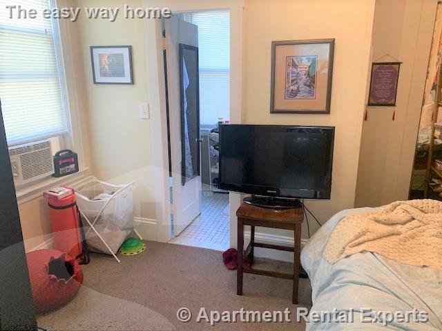 1 bed, 1 bath apartment for rent at 145 Highland Ave Unit 1, Spring Hill — photo 6 of 10