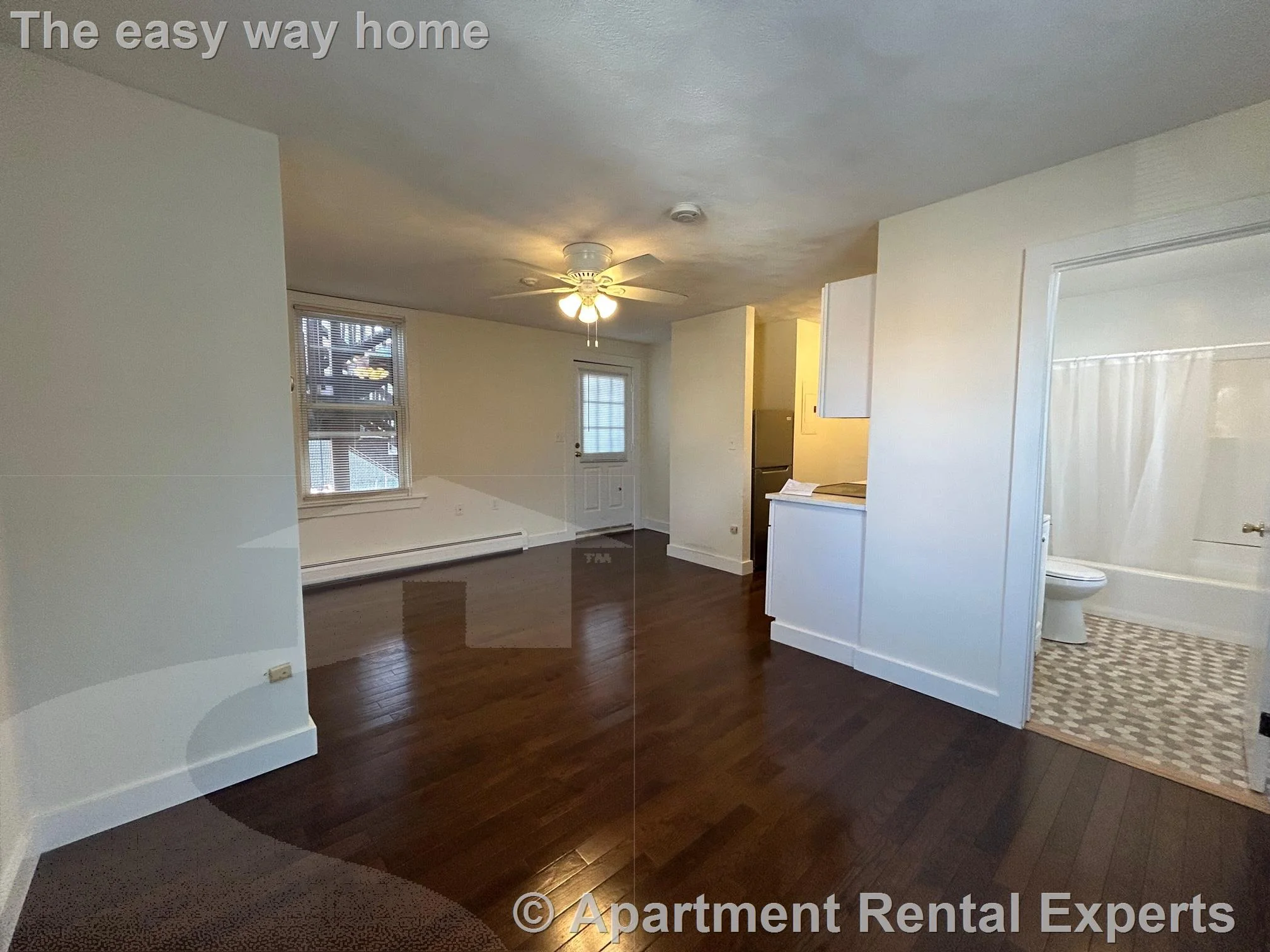 Studio bed, 1 bath apartment for rent at 145 Highland Ave Unit 3, Spring Hill — photo 5 of 8