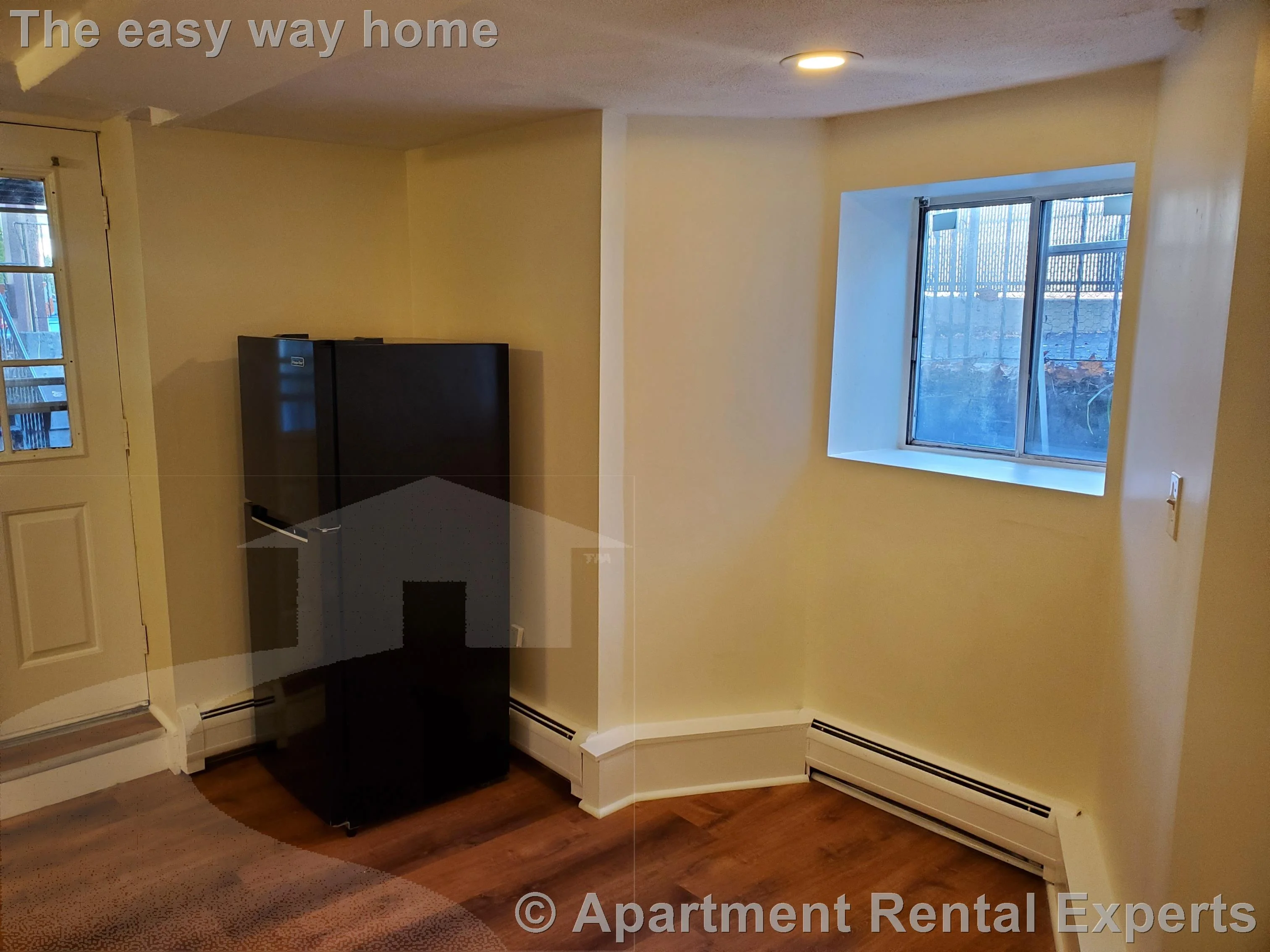 1 bed, 1 bath apartment for rent at 145 Highland Ave Unit 7, Spring Hill — photo 2 of 8
