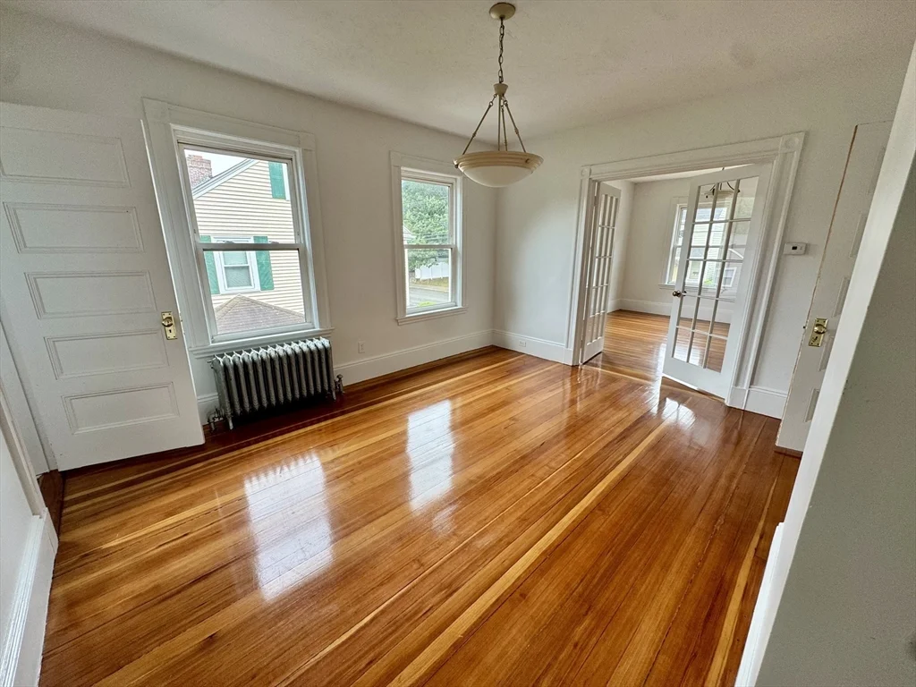 3 bed, 2 bath apartment for rent at 145 Lagrange St Unit 1, West Roxbury — photo 5 of 26