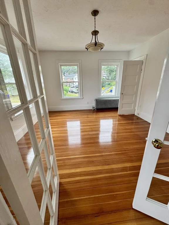 3 bed, 2 bath apartment for rent at 145 Lagrange St Unit 1, West Roxbury — photo 10 of 26