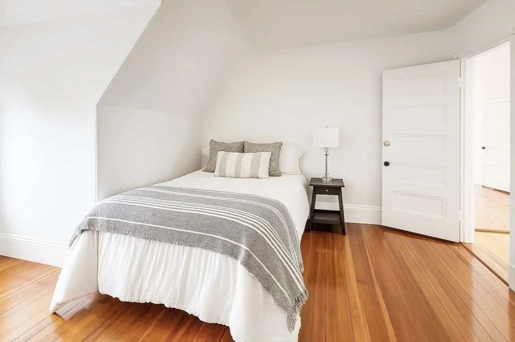 4 bed, 2 bath apartment for rent at 145 Lagrange St Unit 2, West Roxbury — photo 11 of 17
