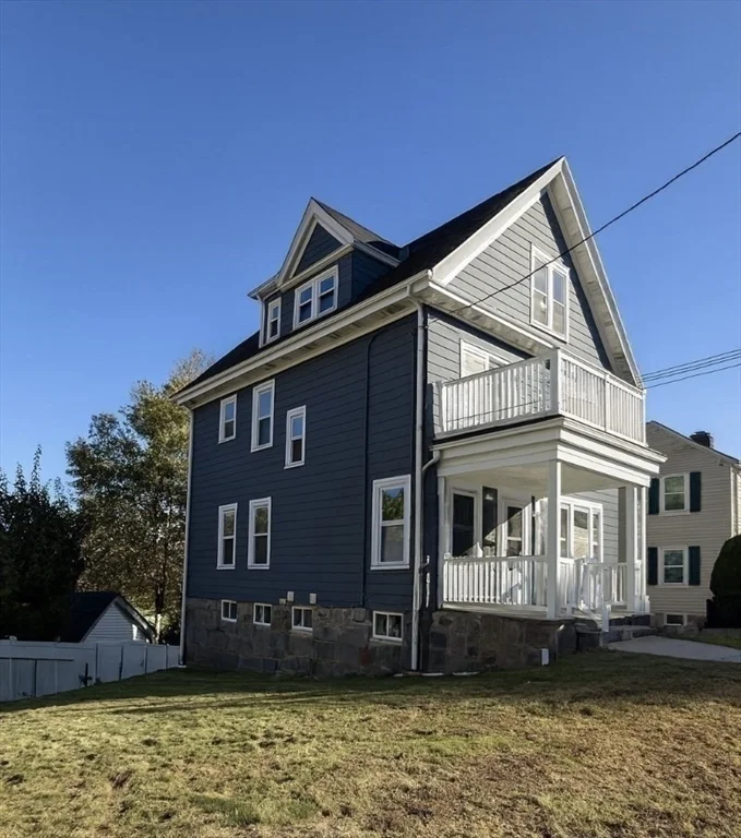 4 bed, 2 bath apartment for rent at 145 Lagrange St Unit 2, West Roxbury — photo 15 of 17