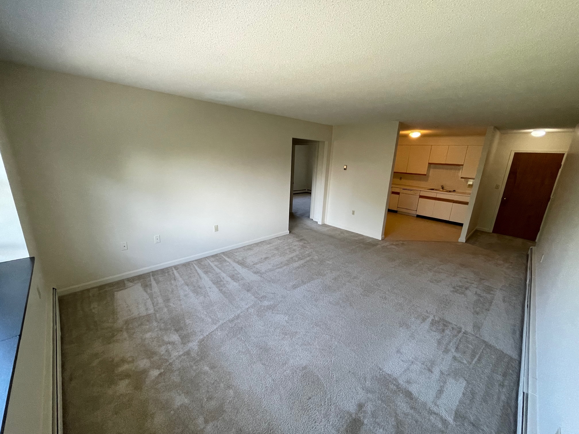 1 bed, 1 bath apartment for rent at 145 Lexington St Unit 26, Auburndale