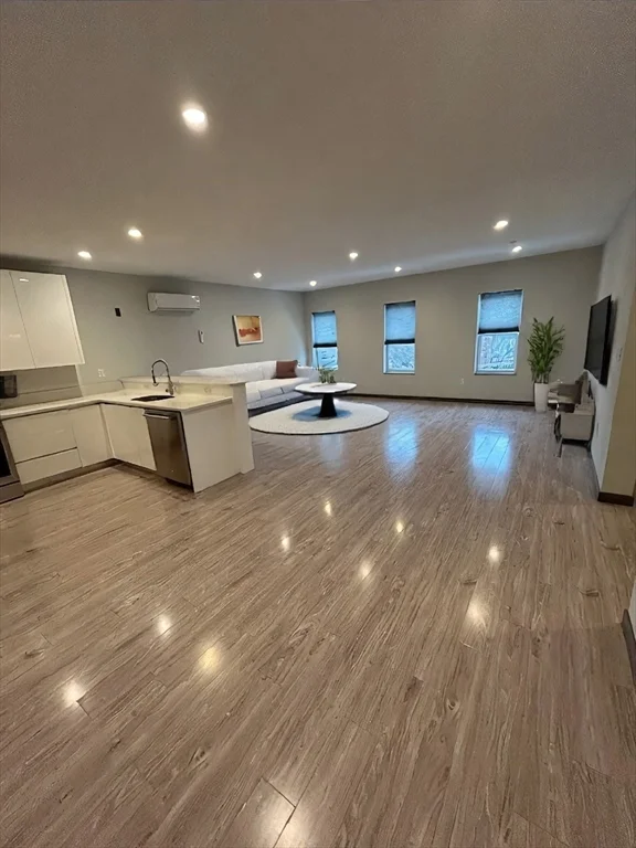 2 bed, 2 bath apartment for rent at 145 Newbury Ave Unit 13, Quincy — photo 3 of 13