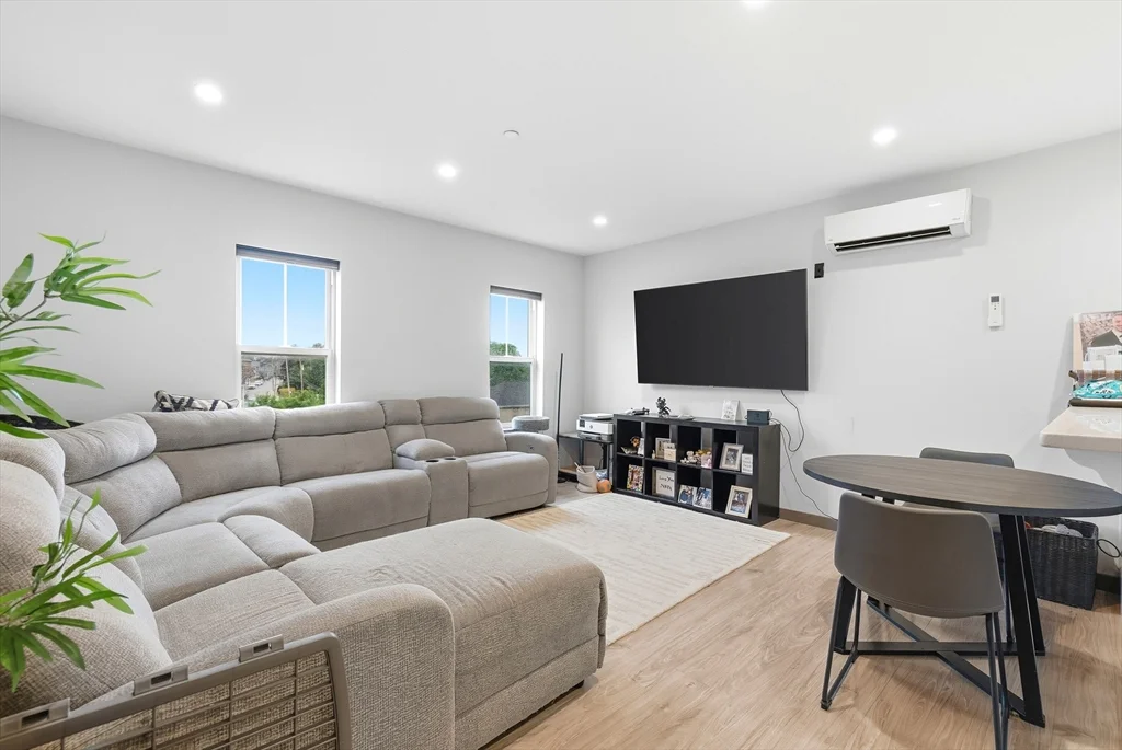 2 bed, 2 bath apartment for rent at 145 Newbury Ave Unit 18, Quincy — photo 8 of 19