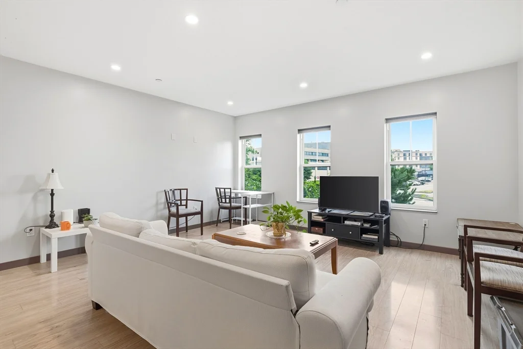 2 bed, 2 bath apartment for rent at 145 Newbury Ave Unit 2, Quincy — photo 8 of 18
