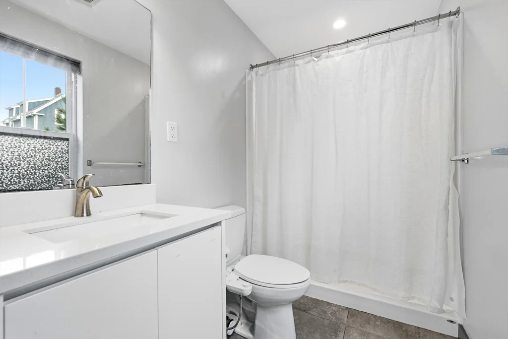 2 bed, 2 bath apartment for rent at 145 Newbury Ave Unit 2, Quincy — photo 13 of 18
