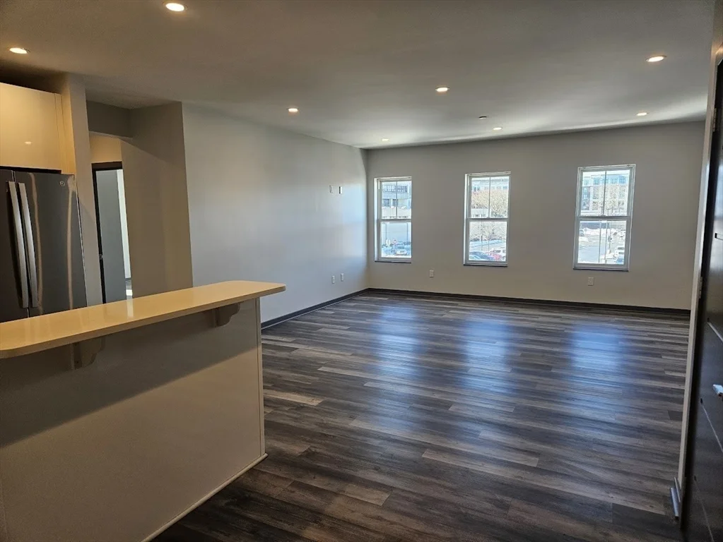 2 bed, 2 bath apartment for rent at 145 Newbury Ave Unit 8, Quincy — photo 4 of 18