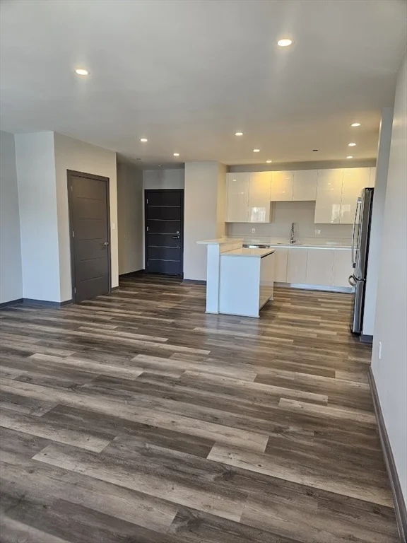 2 bed, 2 bath apartment for rent at 145 Newbury Ave Unit 8, Quincy — photo 6 of 18