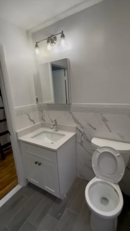 1 bed, 1 bath apartment for rent at 145 Pearl St Unit 03, Boston Downtown — photo 10 of 14
