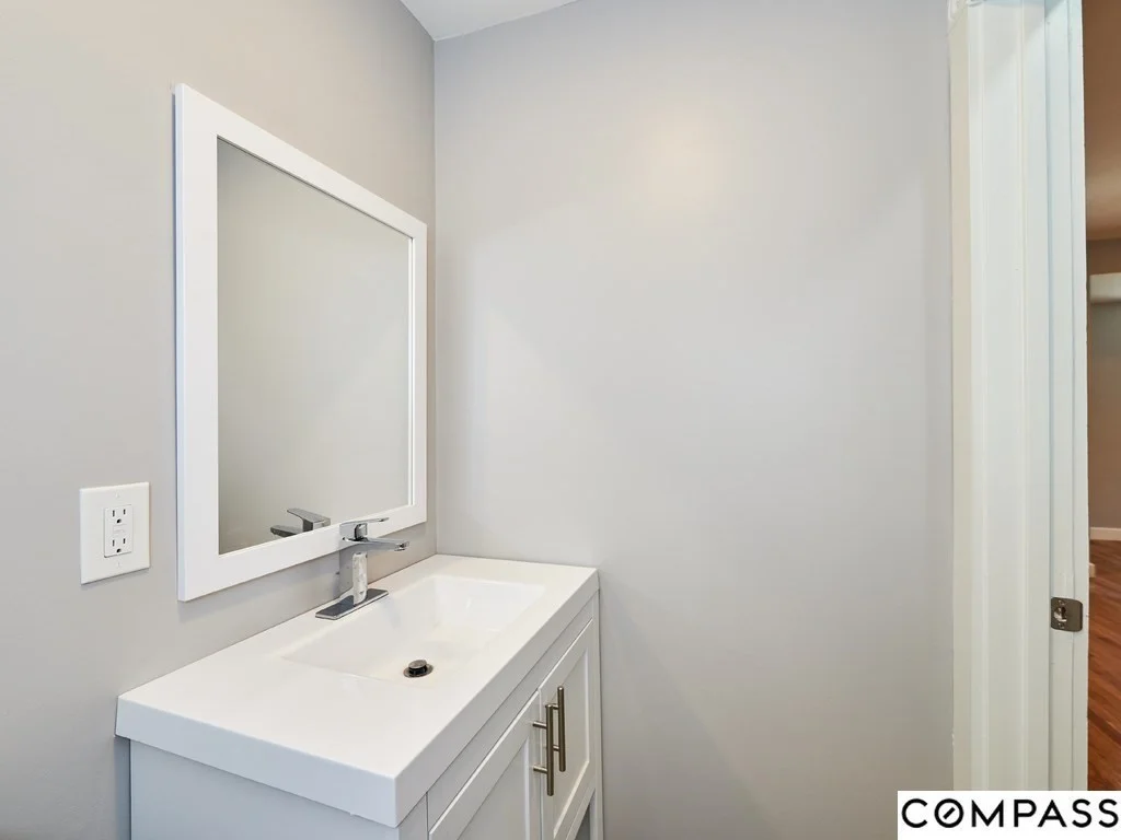 4 bed, 2 bath apartment for rent at 145 Pearl St Unit 145, Cambridgeport — photo 15 of 26