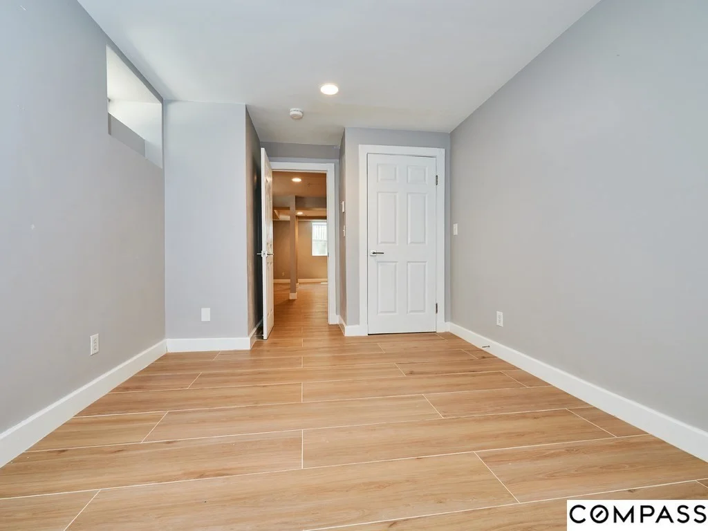 4 bed, 2 bath apartment for rent at 145 Pearl St Unit 145, Cambridgeport — photo 21 of 26