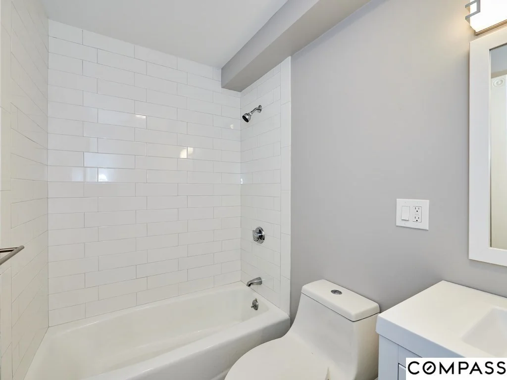 4 bed, 2 bath apartment for rent at 145 Pearl St Unit 145, Cambridgeport — photo 11 of 26