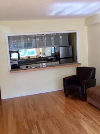 1 bed, 1 bath apartment for rent at 145 Pinckney St Unit 111, Beacon Hill — photo 7 of 11