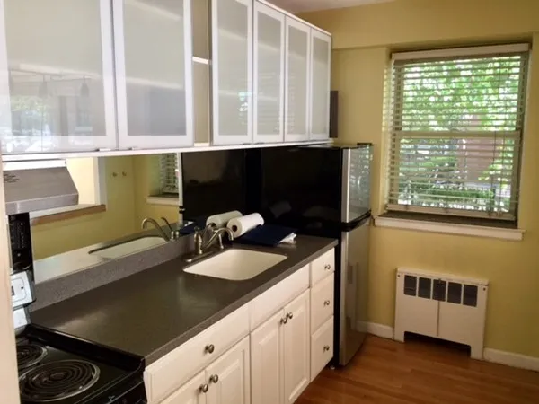 1 bed, 1 bath apartment for rent at 145 Pinckney St Unit 111, Beacon Hill