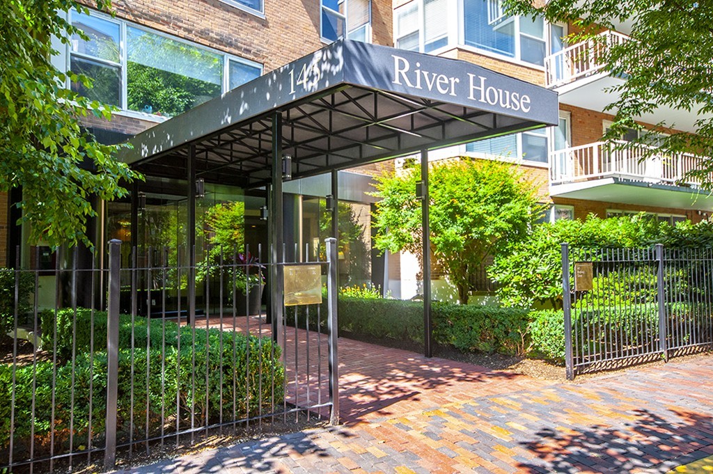 Studio bed, 1 bath apartment for rent at 145 Pinckney St Unit 117, Beacon Hill