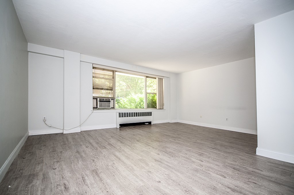 Studio bed, 1 bath apartment for rent at 145 Pinckney St Unit 117, Beacon Hill — photo 6 of 11