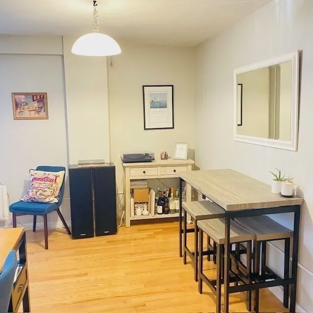 1 bed, 1 bath apartment for rent at 145 Pinckney St Unit 132, Beacon Hill — photo 4 of 11