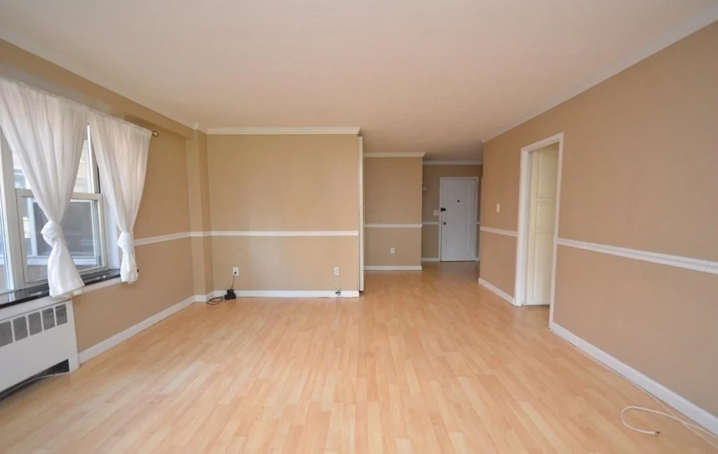 2 bed, 1 bath apartment for rent at 145 Pinckney St Unit 135, Beacon Hill — photo 3 of 8