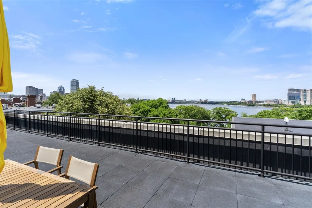 1 bed, 1 bath apartment for rent at 145 Pinckney St Unit 323, Beacon Hill — photo 20 of 24