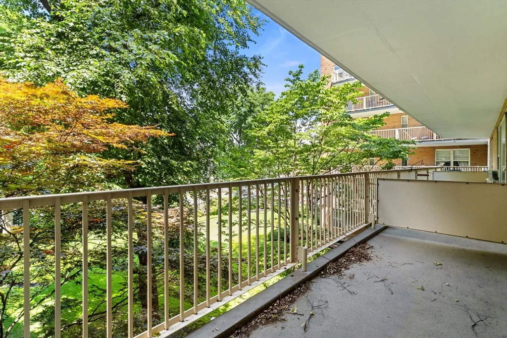 1 bed, 1 bath apartment for rent at 145 Pinckney St Unit 323, Beacon Hill — photo 13 of 24