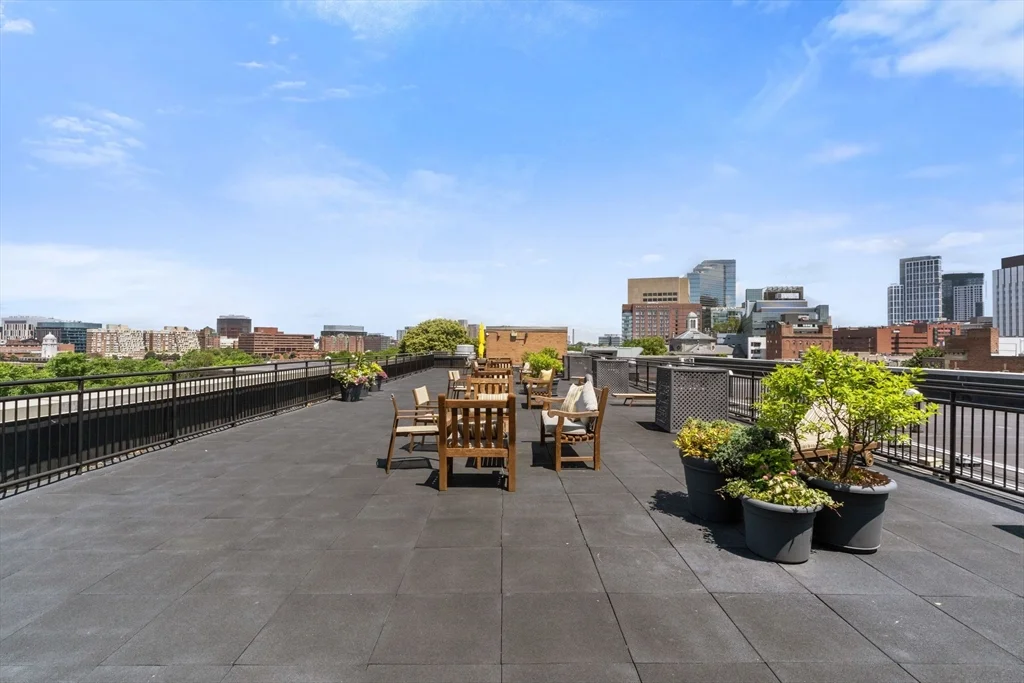 1 bed, 1 bath apartment for rent at 145 Pinckney St Unit 323, Beacon Hill — photo 16 of 24