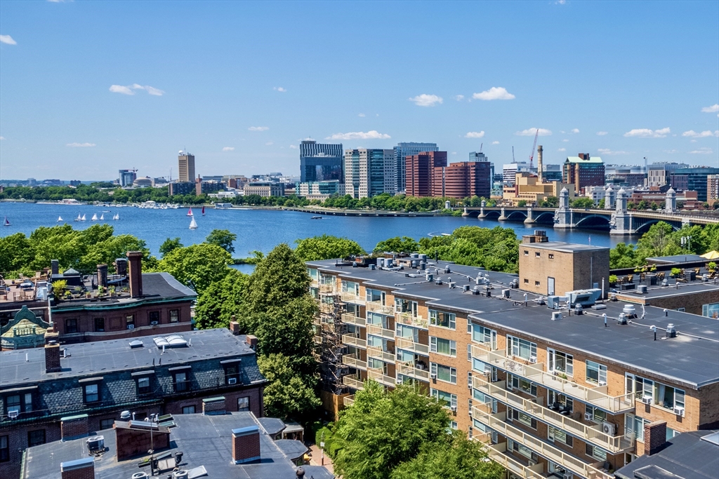 Studio bed, 1 bath apartment for rent at 145 Pinckney St Unit 327, Beacon Hill — photo 1 of 18