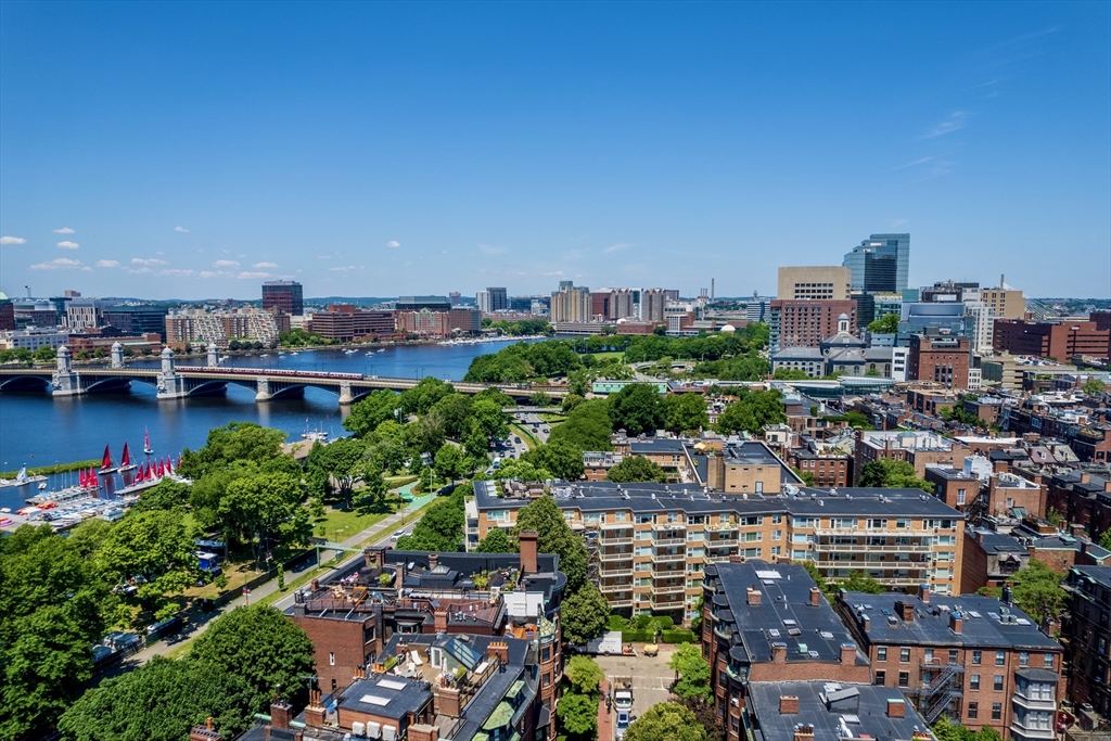 Studio bed, 1 bath apartment for rent at 145 Pinckney St Unit 327, Beacon Hill — photo 16 of 18
