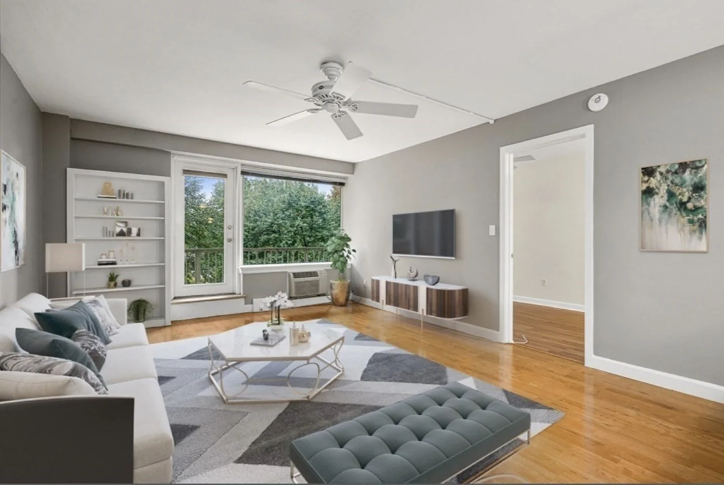 1 bed, 1 bath apartment for rent at 145 Pinckney St Unit 525, Beacon Hill