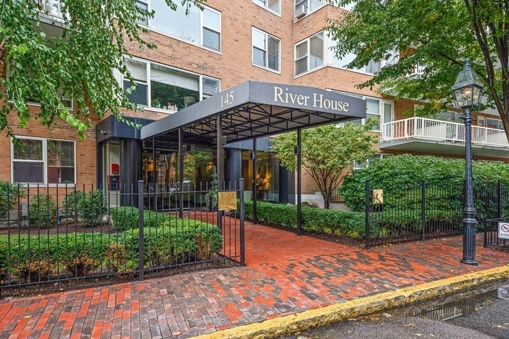 1 bed, 1 bath apartment for rent at 145 Pinckney St Unit 525, Beacon Hill — photo 13 of 13