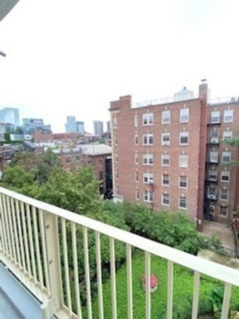 1 bed, 1 bath apartment for rent at 145 Pinckney St Unit 628, Beacon Hill — photo 7 of 9