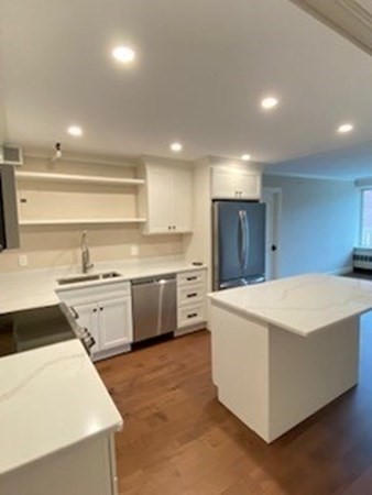 1 bed, 1 bath apartment for rent at 145 Pinckney St Unit 628, Beacon Hill — photo 3 of 9