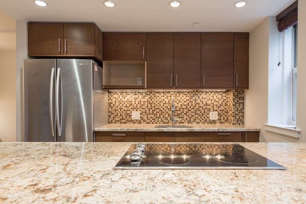 Studio bed, 1 bath apartment for rent at 145 Pinckney Unit 216, Beacon Hill — photo 4 of 12