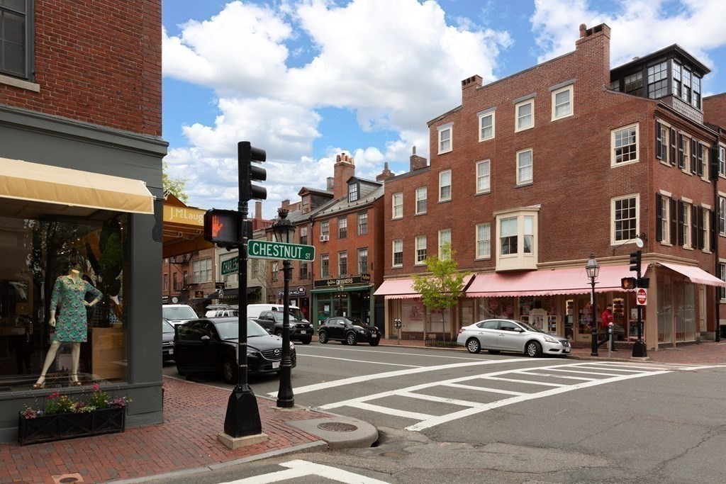 Studio bed, 1 bath apartment for rent at 145 Pinckney Unit 216, Beacon Hill — photo 10 of 12