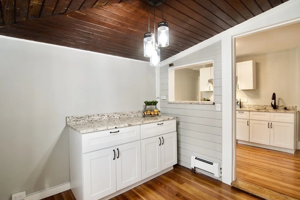 3 bed, 2 bath apartment for rent at 145 Pleasant St Unit Unit 2, Easthampton — photo 19 of 39
