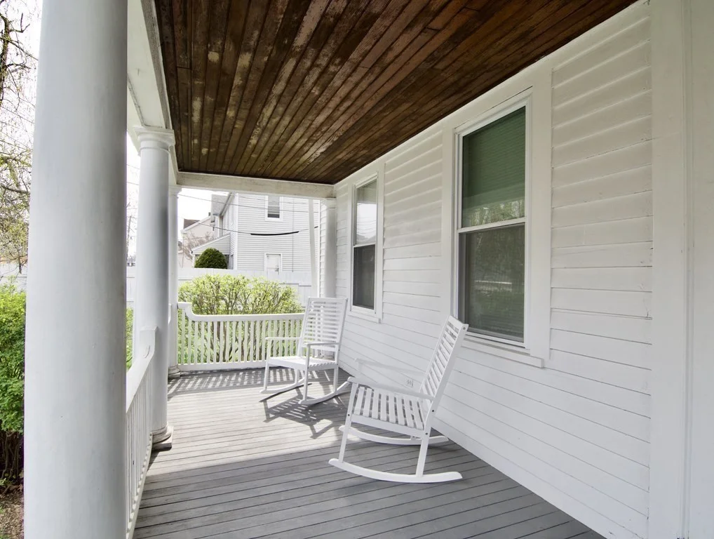 3 bed, 2 bath apartment for rent at 145 Pleasant St Unit Unit 2, Easthampton — photo 3 of 39